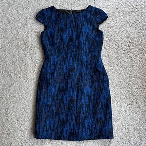 Elegant Blue Patterned Dress